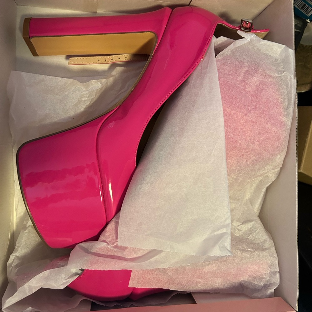 Pink heels
